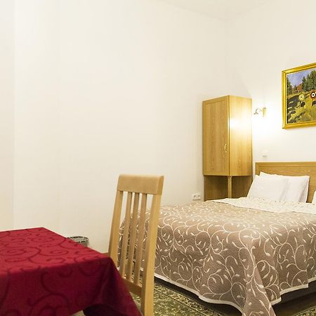 Authentic Akacfa Apartment Budapest Ngoại thất bức ảnh